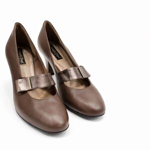 BeautiFeel  Brown Leather Heels with Metallic Accent